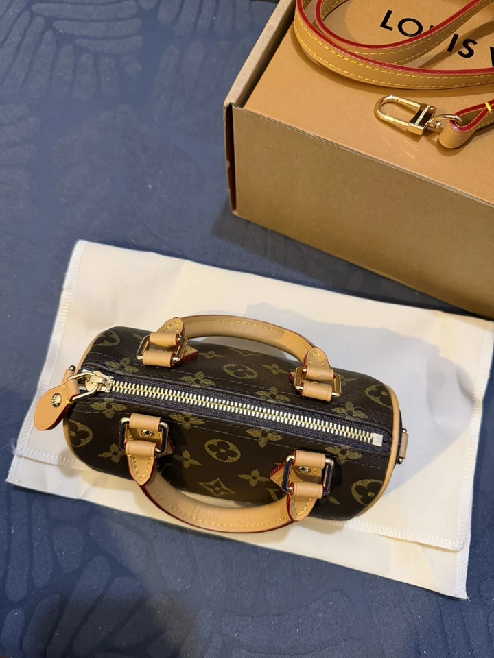Sac Louis Vuitton Nano Speedy - Photo 2/4