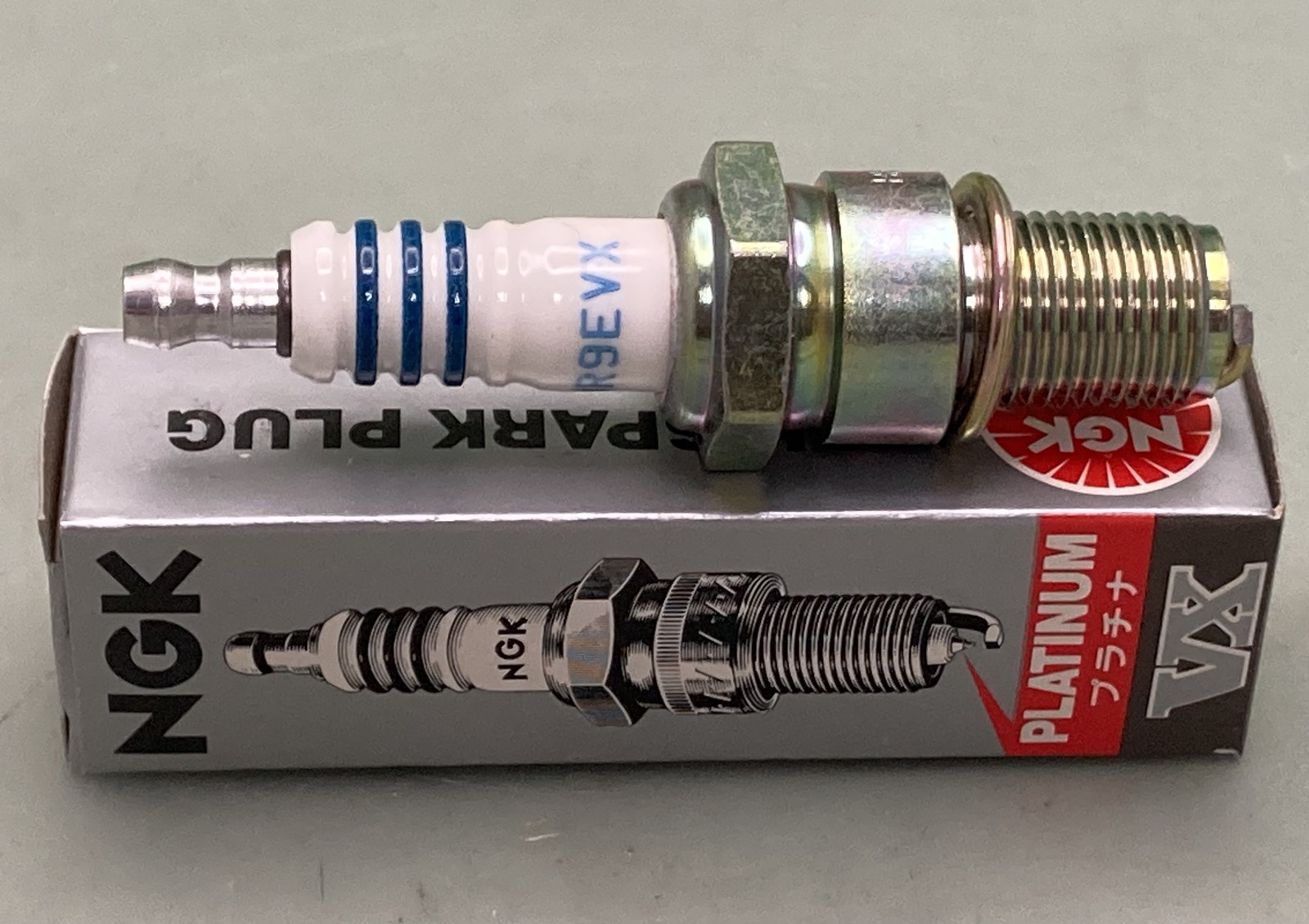 New Genuine NGK BR9EVX Platinum Spark Plug