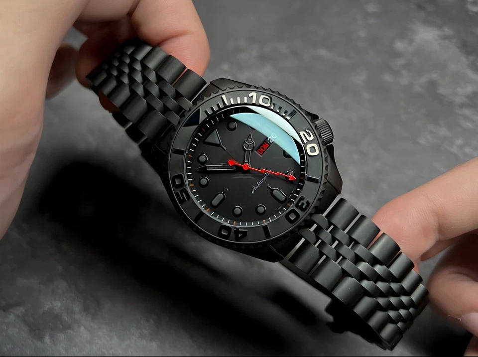 Blackout Diver | Red Hands | 42 mm | 5-Row Link | Marine Bezel | Auto | 100 m WR - Bild 2 von 4