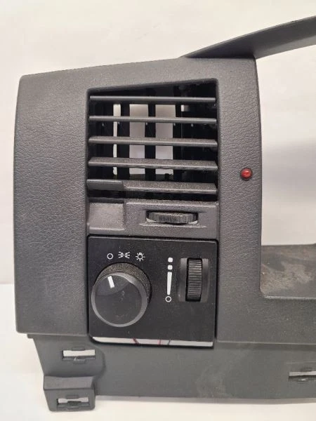 Dodge Durango 2004-2006 tablero interior velocímetro moldura bisel panel Foto 4 de 4