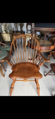 American Oak Windsor bow-back armchair with comb back