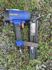 Nice Duo-Fast Heavy Crown Pneumatic