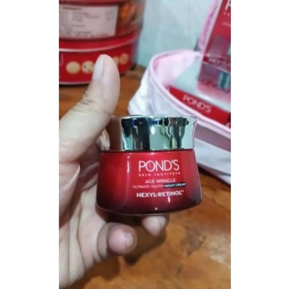 Cream Age Miracle Ultimate Pond's Set Day Night Hexyl-Retinol Spf18 Bright Clari - Image 3 of 4