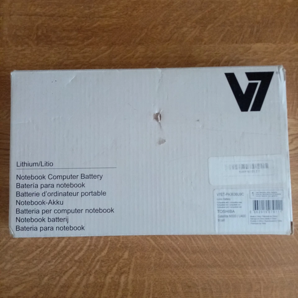 Bateria de substituição Toshiba Satellite / 7200mAh 77Wh 10.8V 9 células + F&F - Imagem 2 de 4