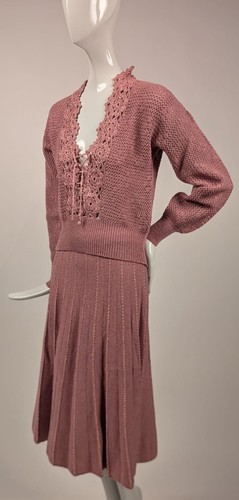 VINTAGE 1980’S 2 PC KNIT SWEATER DRESS SET W LACING FRONT BY LILLIE RUBIN - Picture 3 of 6