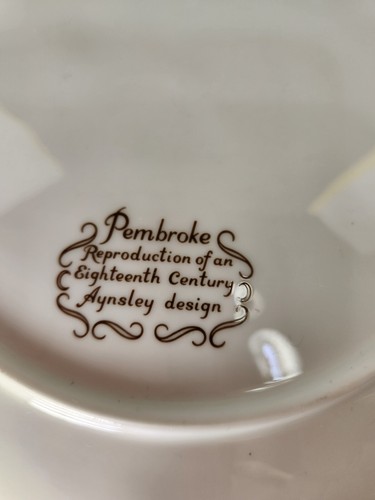 Beautiful Ansley Pembroke Fine English Bone China Floral/Bird Plate - Picture 9 of 10