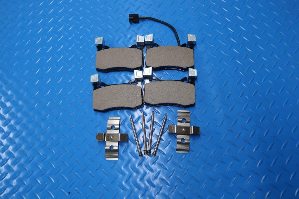 Maserati Ghibli Modena Quattroporte rear brake pads & rotors #12268