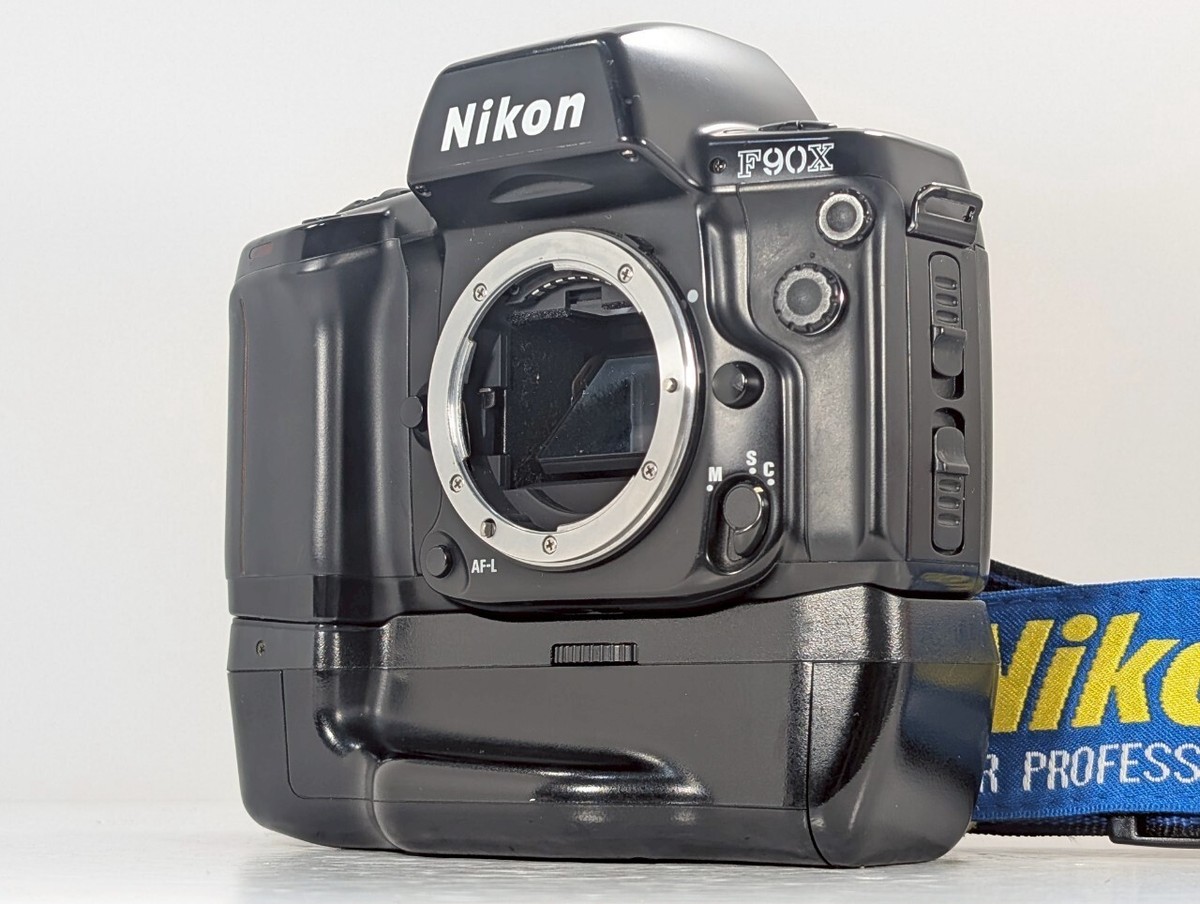 Nikon ニコン F90X フィルム一眼レフカメラ ボディ AF ☆実用品☆ ニコン NIKON F90X ボディ AF フィルム一眼レフカメラ