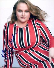 Danielle MacDonald Signed Autographed 8x10 Photo BIRD BOX Actress COA 