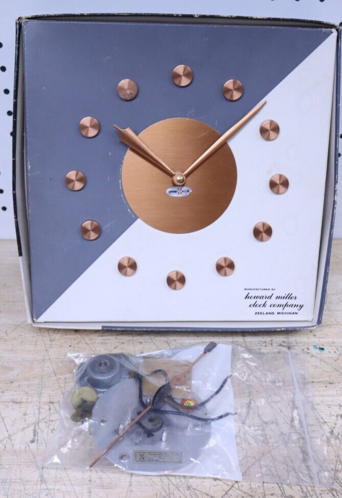 Vintage Howard Miller Wall Clock Built-In Model 6720 In Box Copper MCM Battery