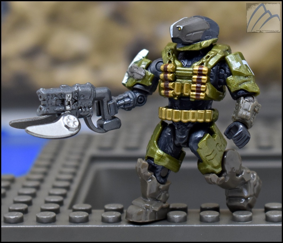 HALO MEGA BLOKS CONSTRUX GREEN SPARTAN GUNGNIR FIGURE GNB18 HEROES