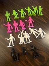 Vintage 1970s Tim Mee Galaxy Laser Space Team Aliens Plastic Figures Lot
