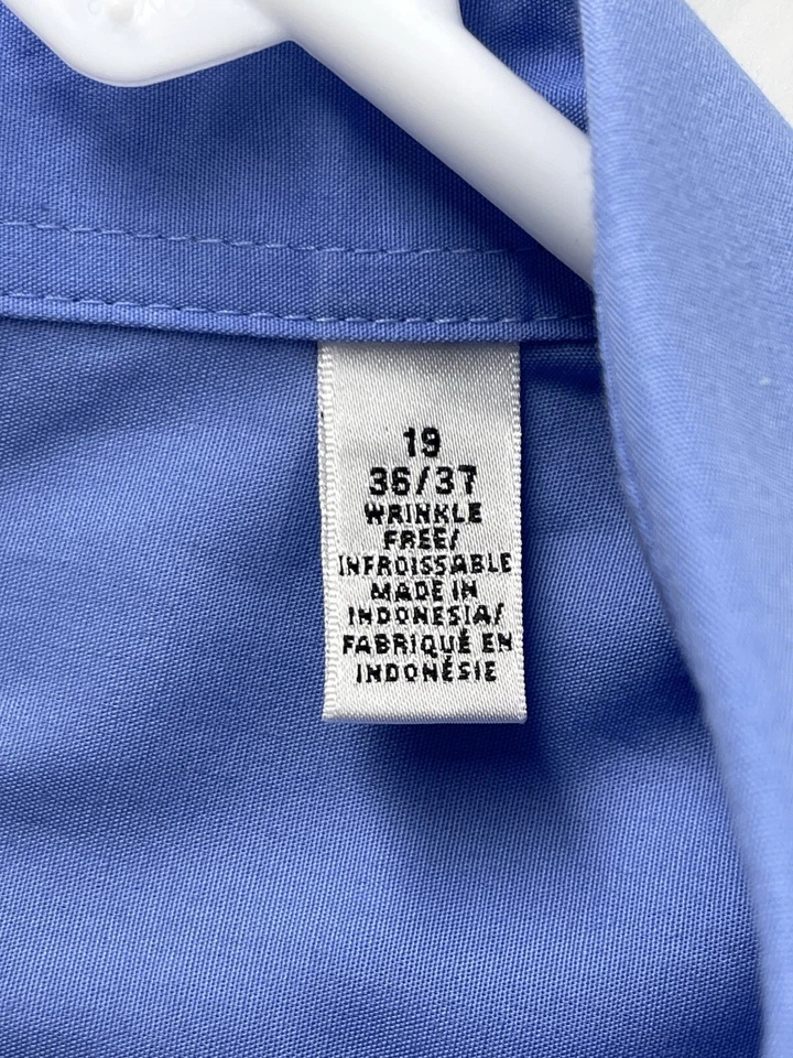 Van Heusen Wrinkle Free Button Up Shirt Mens Size 19 36-37 Regular Fit Blue - Image 4 of 4