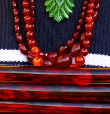 Vintage Bakelite Red  And Black Swirled Flamb...
