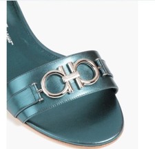 SALVATORE FERRAGAMO SHOES COMO GANCINI METALLIC GREEN LEATHER SANDALS 675 sz 9
