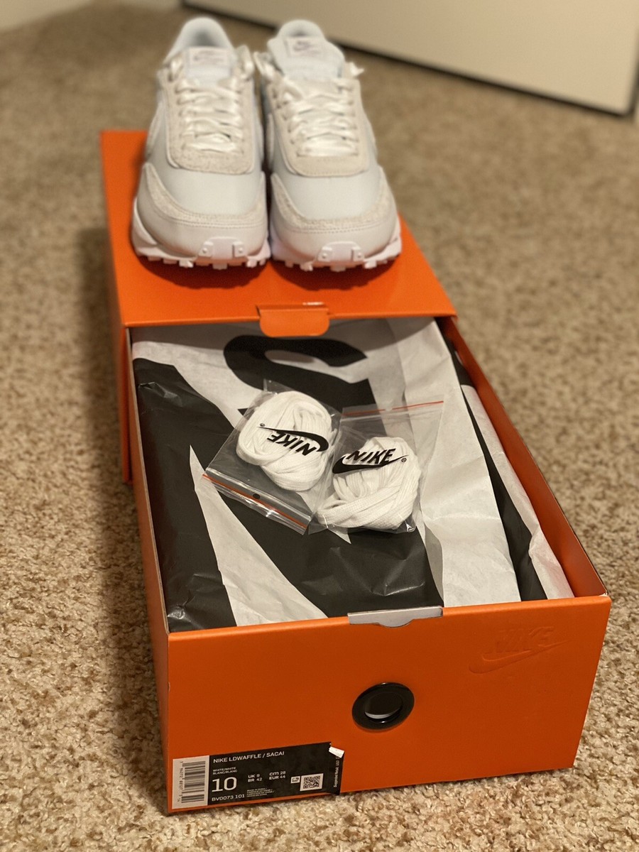 SACAI×NIKE LD WAFFLE TRIPLE WHITE 27cm sacai x Nike LDWaffle 'Summit White' Release Date. Nike SNKRS