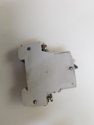 CRABTREE 32 AMP TYPE 1 M6 MCB CIRCUIT BREAKER SB6000 - Picture 4 of 7
