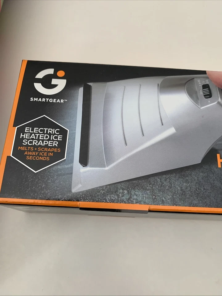 Smart Gear Electric 12 Volt Heated Ice Scraper New In Box - Image 4 of 4