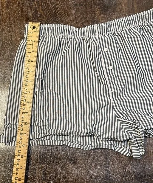 Pantalones Cortos de Pijama VS PINK Verde y Blanco Rayas Tencel PJ Dormir Cuadrado Medianos Usados en Excelente Condición Foto 3 de 4