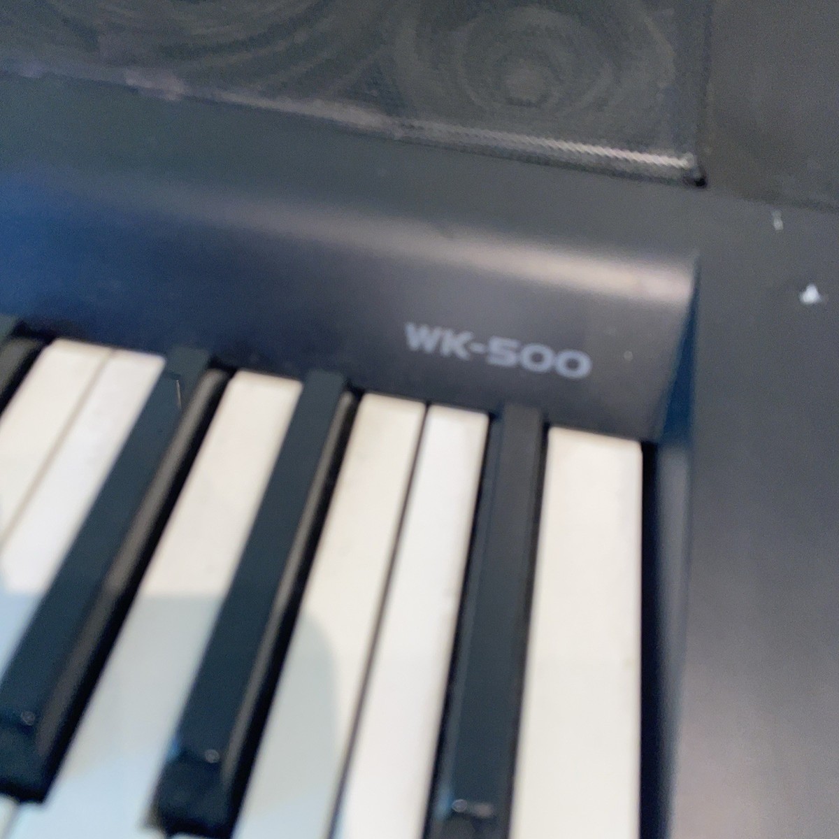Casio WK-500 (for Parts)￼76-Key Portable Keyboard Workstation See