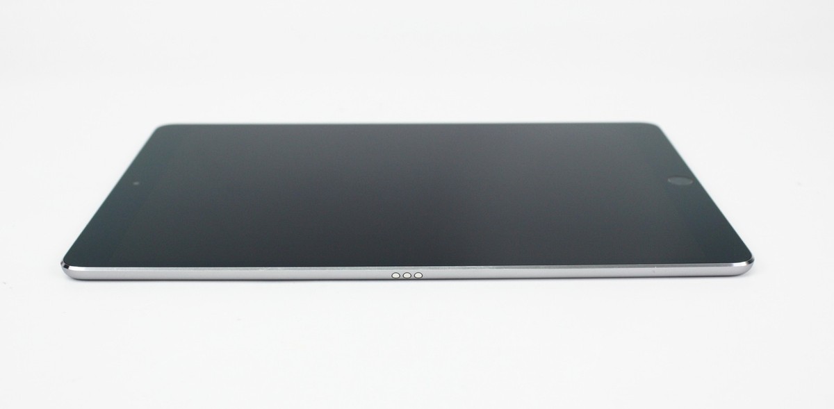Apple iPad Pro (10.5-inch) A1709 64 GB, Wi-Fi + 4G, 10.5 in