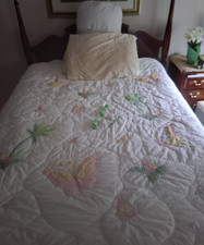Summer Pottery Barn Butterfly Pastel Cotton Quilt Queen sized