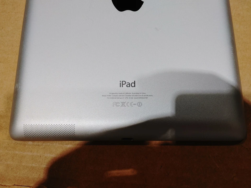 Apple iPad 4th Generation Black 64GB 9.7in Tested Working - Fair - Image 2 of 4