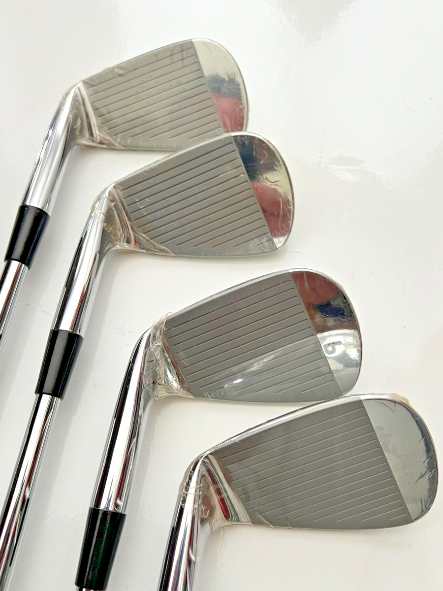 Nike “Tiger Woods” One Of A Kind Irons 2004 + 7.5 Driver + Buick