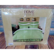 Home Decorators Green Quilt Bedding 86"x68" Twin Full Blanket Pillow Sham Set
