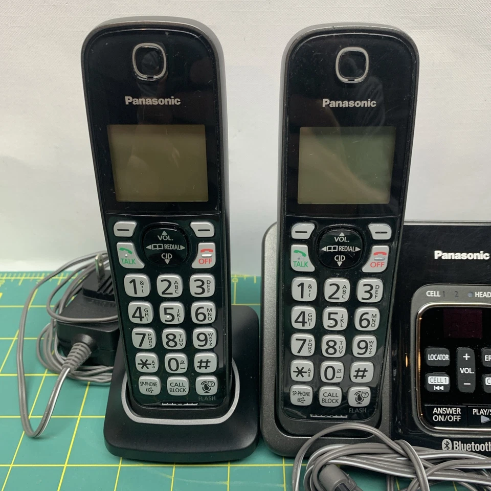 Teléfono Panasonic KX-TGD560 Bluetooth (3) teléfonos + contestador automático + bases Foto 3 de 4