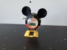 DISNEY MICKEY MOUSE WHITE KNOB WIND UP WALKER WALKING DIGITAL CLOCK