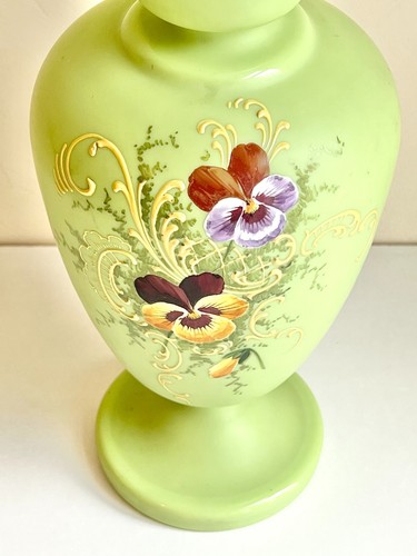 Victorian Hand-Painted Opaline Glass Vase, Pansy Motif, Gilded Accents, c.1880s - Picture 14 of 15