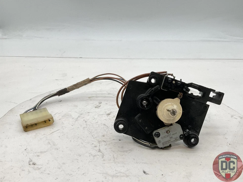 Переключатель управления обогревателем 1985-1989 Porsche 911 Carrera 91165904503 127563 - Изображение 4 из 4