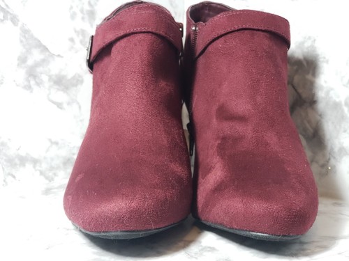 women's Ankle Boot - Picture 3 of 6
