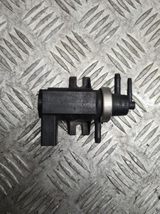 Volkswagen Golf IV 2002 Diesel Turbolader Druckwandler Magnetventil DRA20086