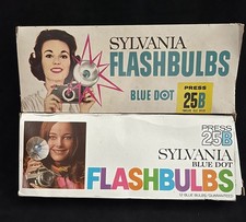 Lot of 2 Boxes Sylvania Blue Dot Press 25B Flashbulbs 18 Total Bulbs