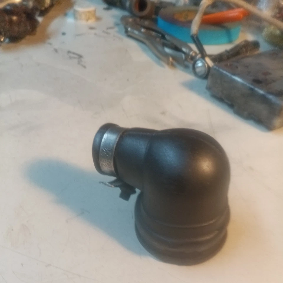 JAGUAR XJ12 XJ6 SERIE 3 XJS CÁRTER RESPIRADOR TAPA GOMA POSTE RÁPIDO C44386 Foto 2 de 4