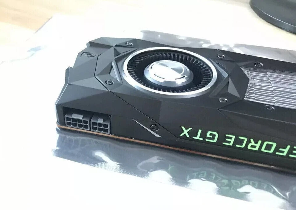 Tarjeta de gráficos NVIDIA GeForce Titan XP 12Gb GPU 900-1G611-2530-000 GDDR5X PG611 Foto 4 de 4