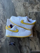 Preços baixos em Nike Kobe Bryant x Air Force 1 Low Lakers Preços baixos em Nike Kobe Bryant x Air Force 1 Low Lakers