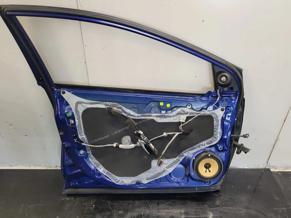 HONDA CIVIC MK9 FRONT LEFT PASSNGER SIDE DOOR IN BLUE - Image 4 of 4