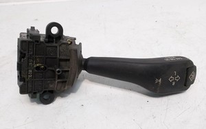 BMW 3 E46 Drehknopf drehen 8363668 2.00 Diesel 2003 28588204