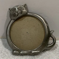 Vintage Cat Shaped Round Pewter Desk Picture Frame Made in Taiwan 3.5”
