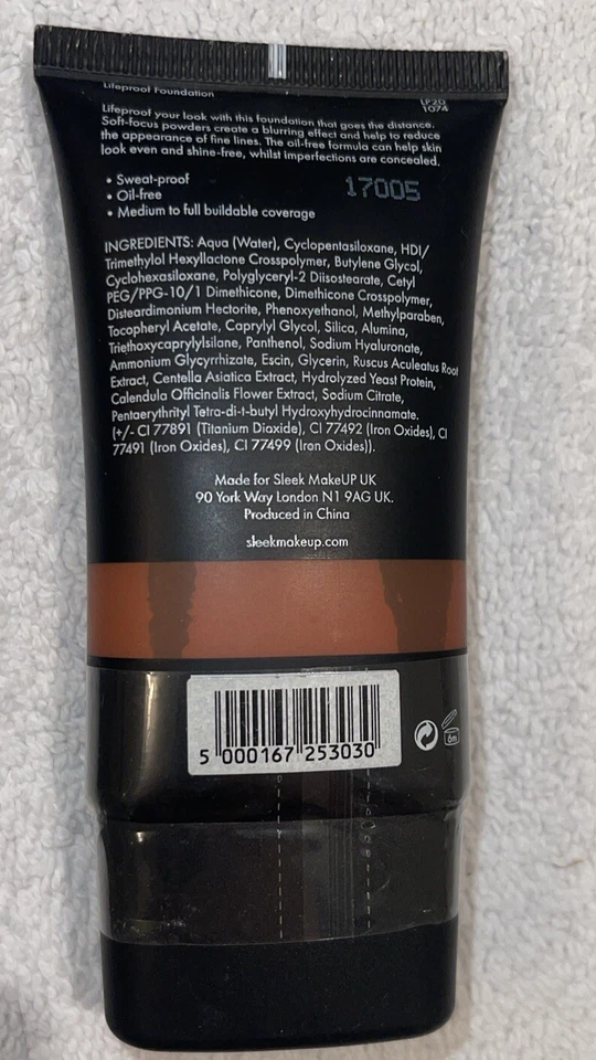 Crema líquida base Lifeproof elegante, corrector, cobertura edificable LP20 NUEVO Foto 2 de 2