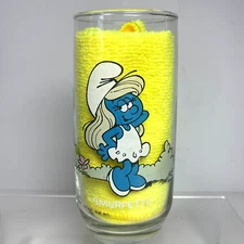 Smurfette Smurfs 1982 Peyo Glass Wallace Berrie Hardee's Collectible Vintage 6"