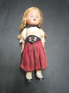 wind up doll toy