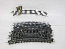 N SCALE NICKEL SILVER CURVED TRACK 11 PIECES & 1 TERMINAL  #3904C
