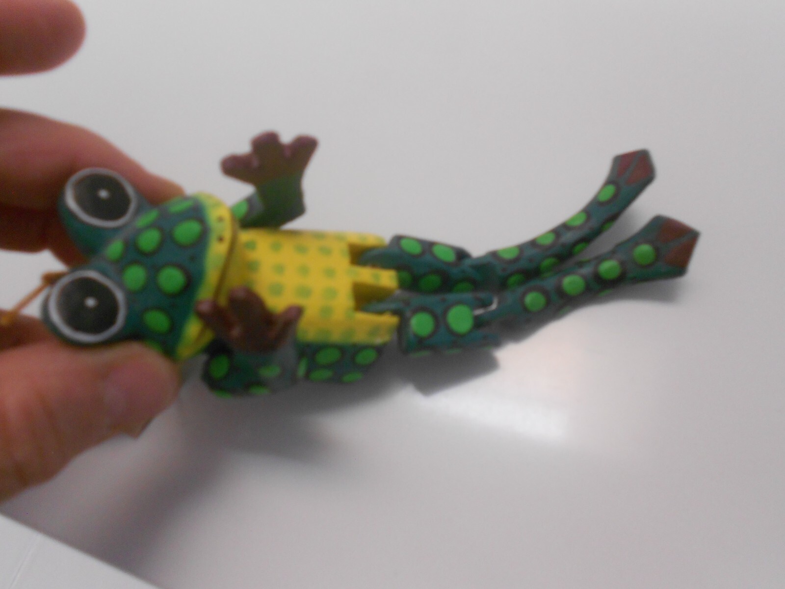 erik & mike/bali indonesia wood shelf sitting frog jointed 5 1/2" lenght tag on