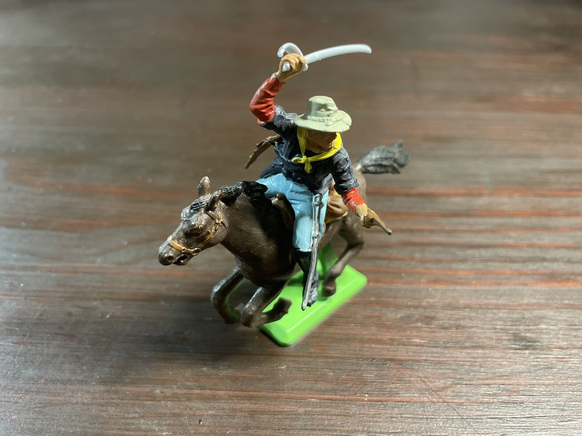 Britains Deetail US 7th Cavalry Trooper Mounted Wild West