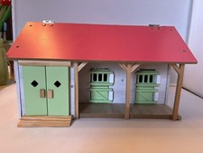 Kids Globe 610245 horse stable, pink, 1:32 scale (with 2 horse boxes, 1 storage 