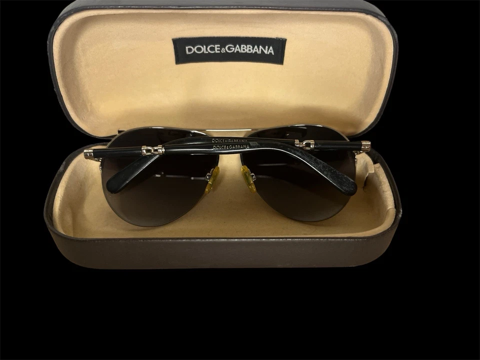 Les lunettes dolce Gabbana - Photo 3/4
